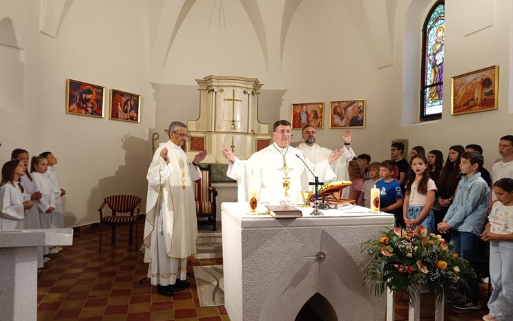 Biskup Šaško predvodio misno slavlje prigodom proslave ​Majčina dana u Velikoj Erpenji